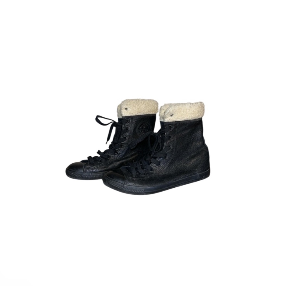Converse Black Leather High Top Sneakers with Sherpa Lining - Women’s Size 7